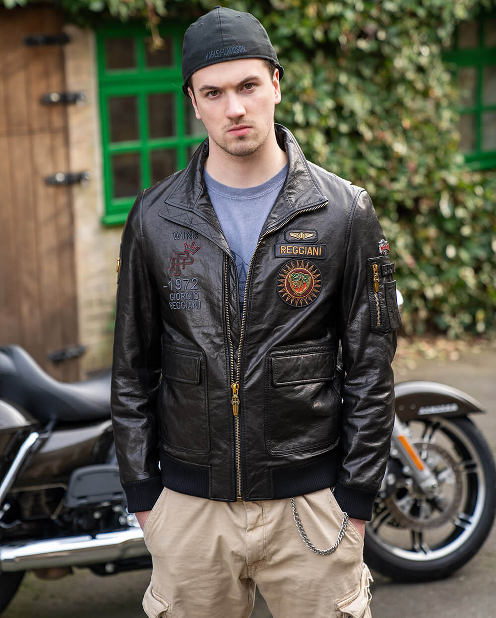 Men's Fashionable Moto Genuine Leather Jacket |